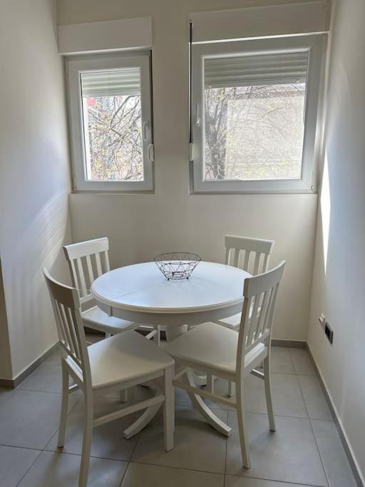 Retreat-10 Min From Kalemegdan Daire *